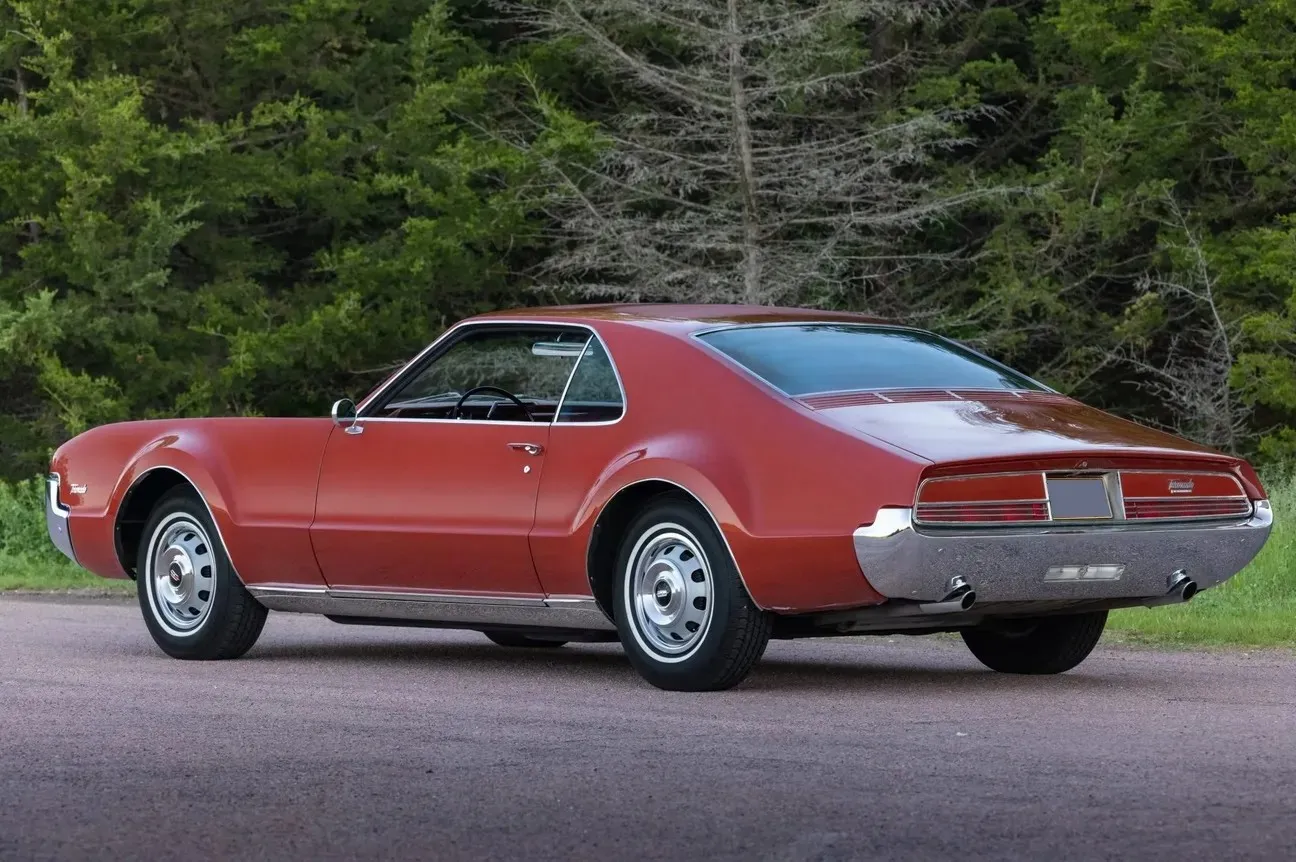 Oldsmobile Toronado