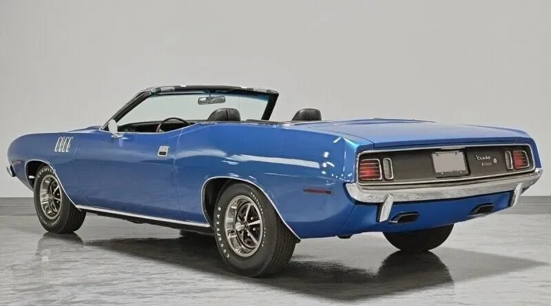Plymouth Barracuda