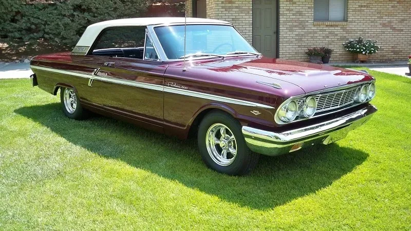 Ford Fairlane 500