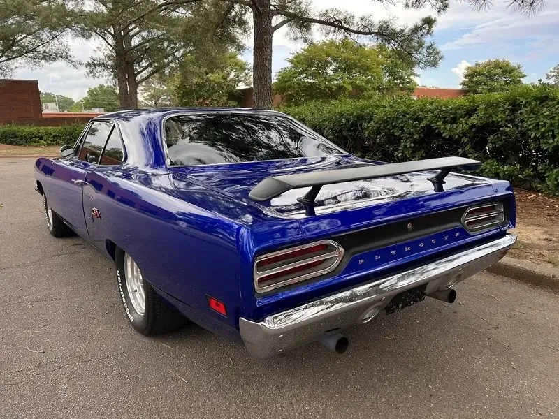Plymouth Satellite