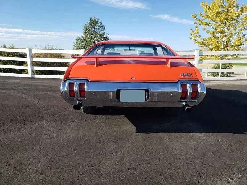 Oldsmobile 442