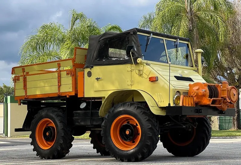 1961 Mercedes-Benz Unimog 411 Type A Cabriolet