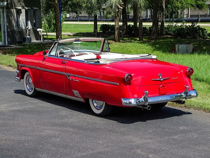 Ford Crestline