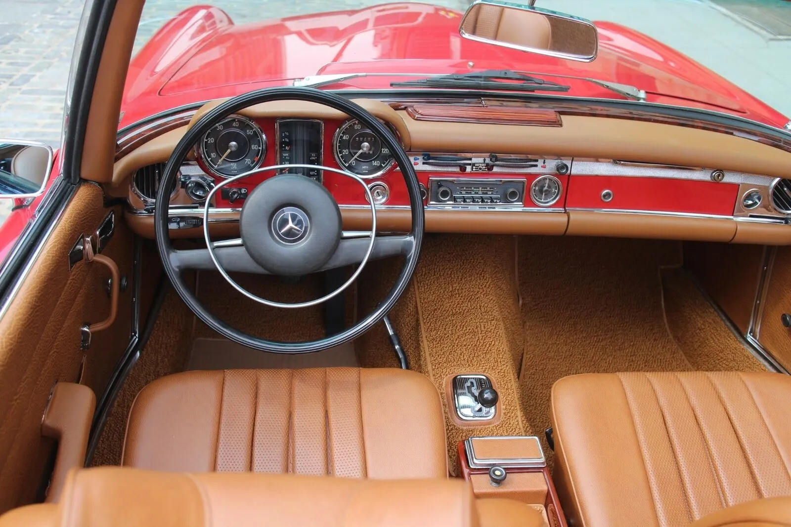 Mercedes-Benz 280SL