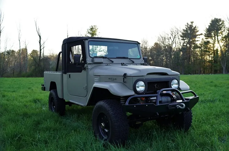 Toyota Land Cruiser FJ45