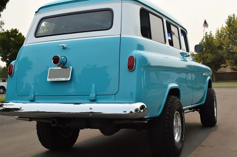 Chevrolet Suburban