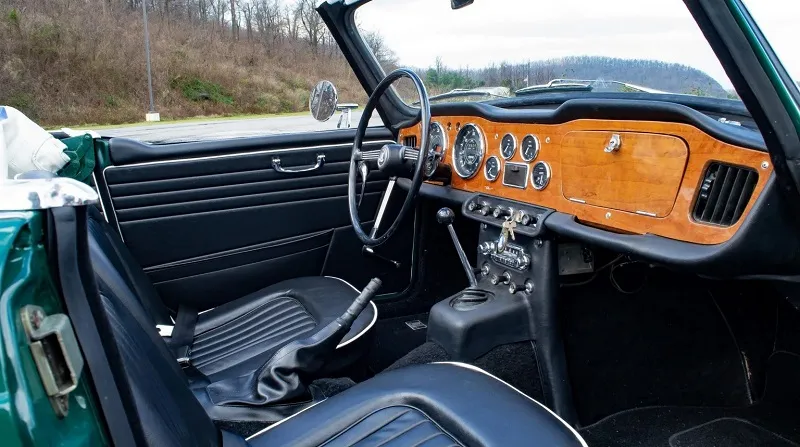 Triumph TR4A