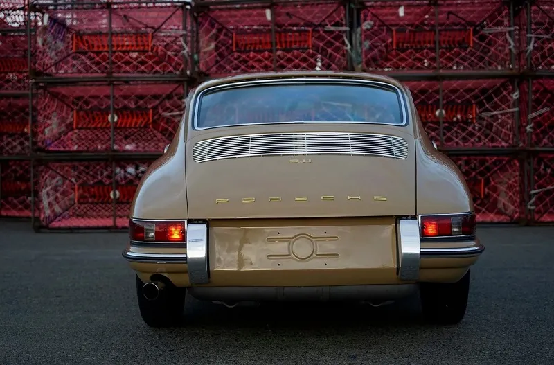 Porsche 911