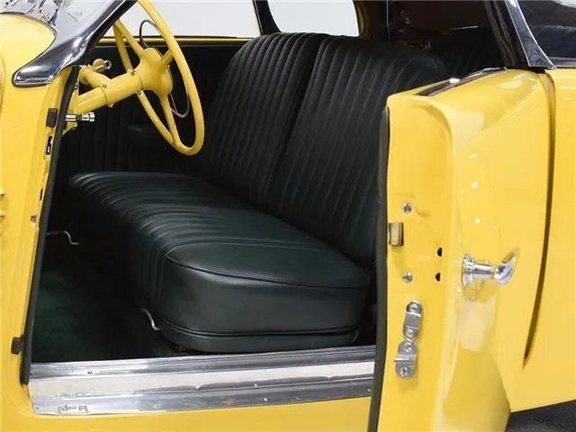 Cord 812