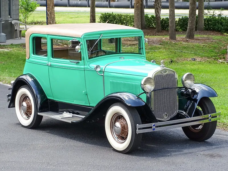 1930 Ford Model A Victoria