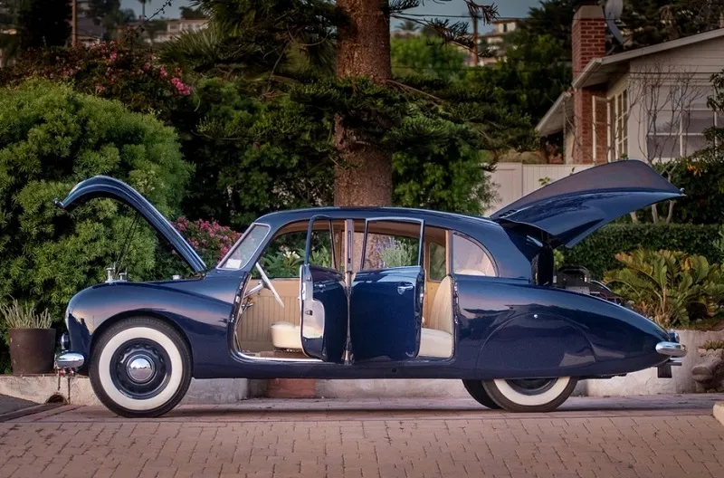 Tatra T87