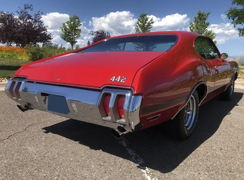 Oldsmobile 442