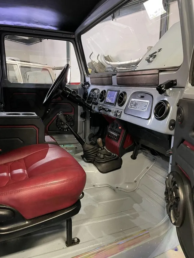 Toyota Land Cruiser FJ40