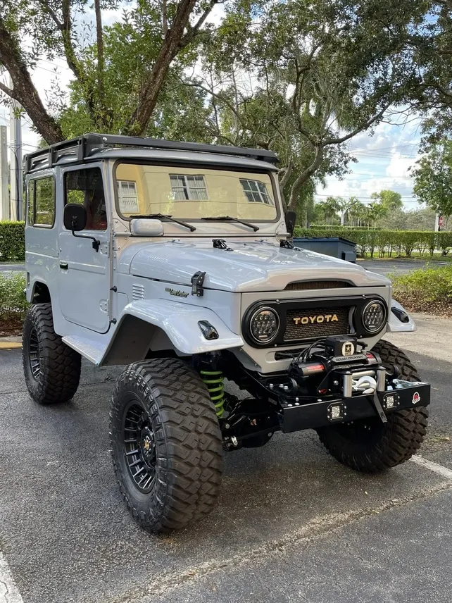 Toyota Land Cruiser FJ40