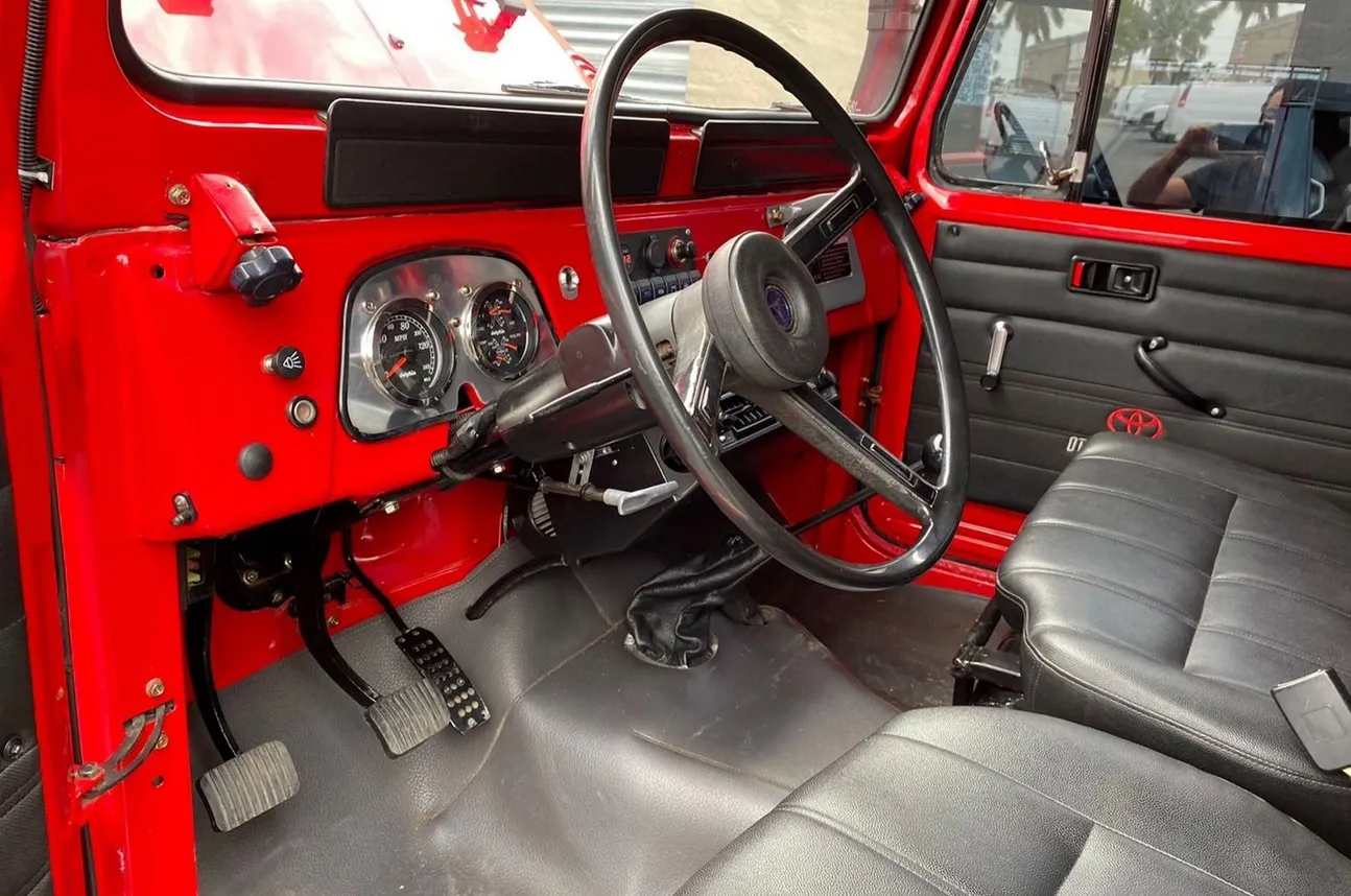 Toyota Land Cruiser FJ45