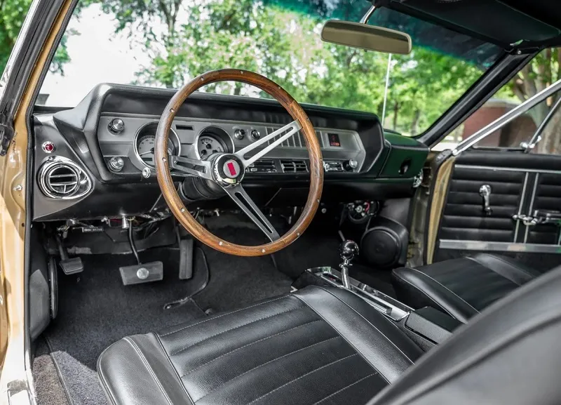 Oldsmobile 442