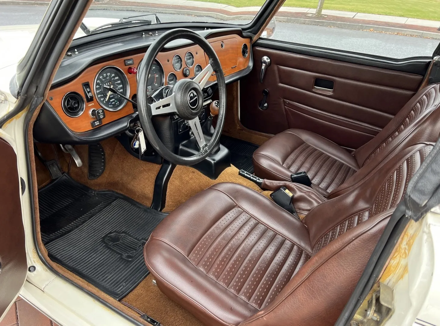 Triumph TR6