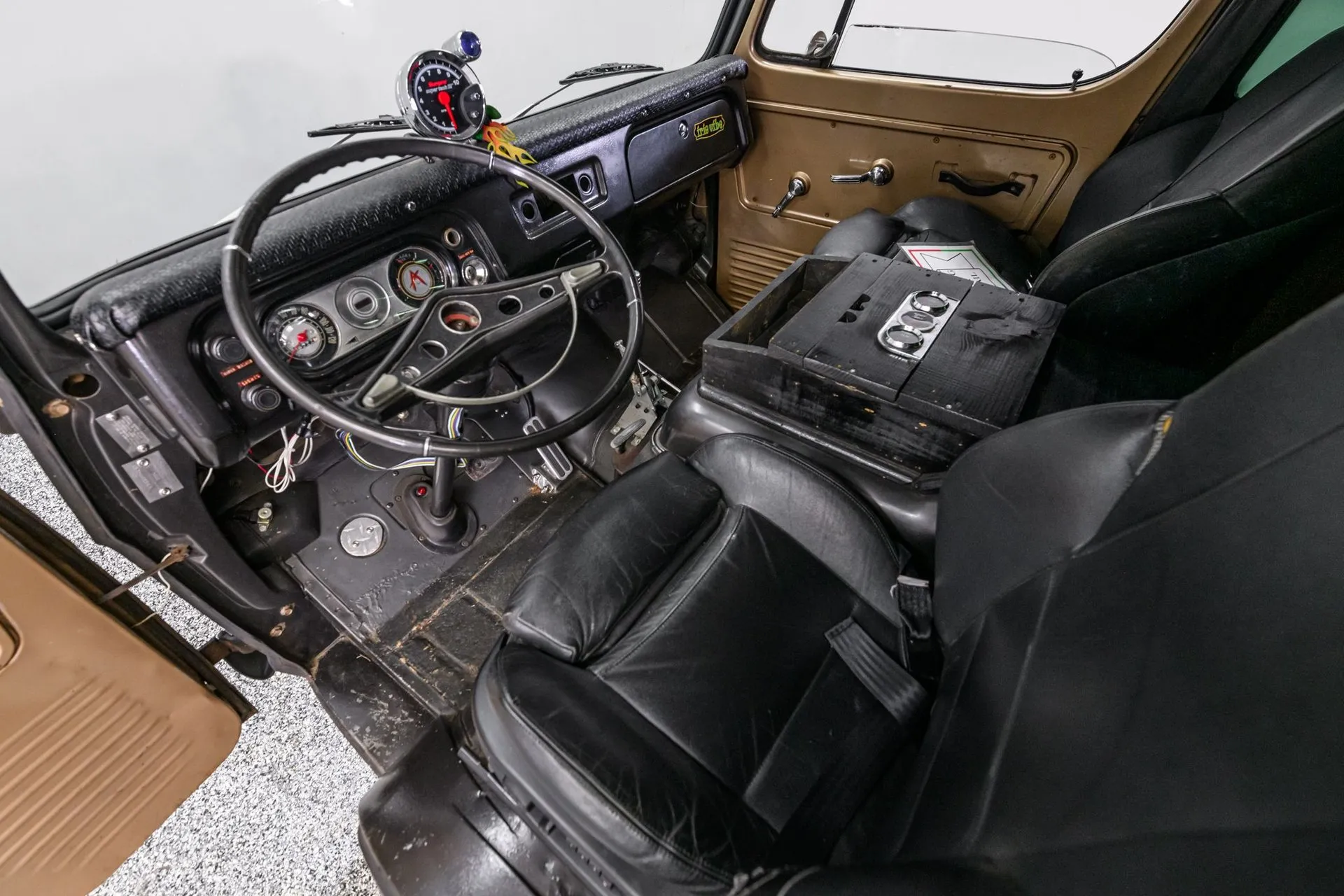 Chevrolet G-10