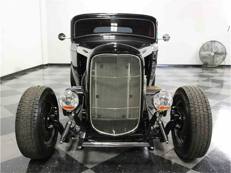 1932 Ford 3-Window Coupe