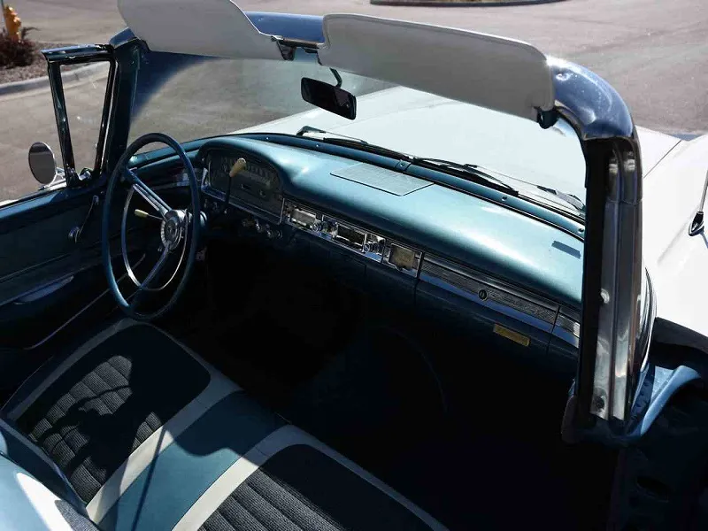 Ford Skyliner