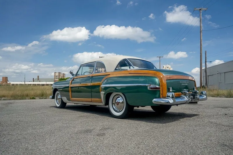 Chrysler Town and Country