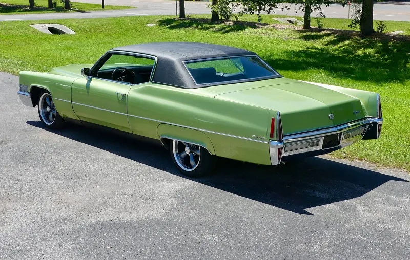 Cadillac DeVille