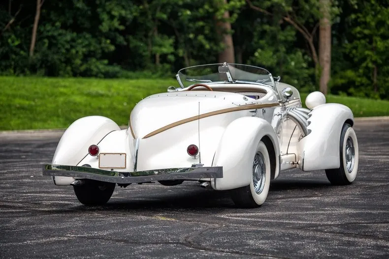 Auburn 876 BoatTail