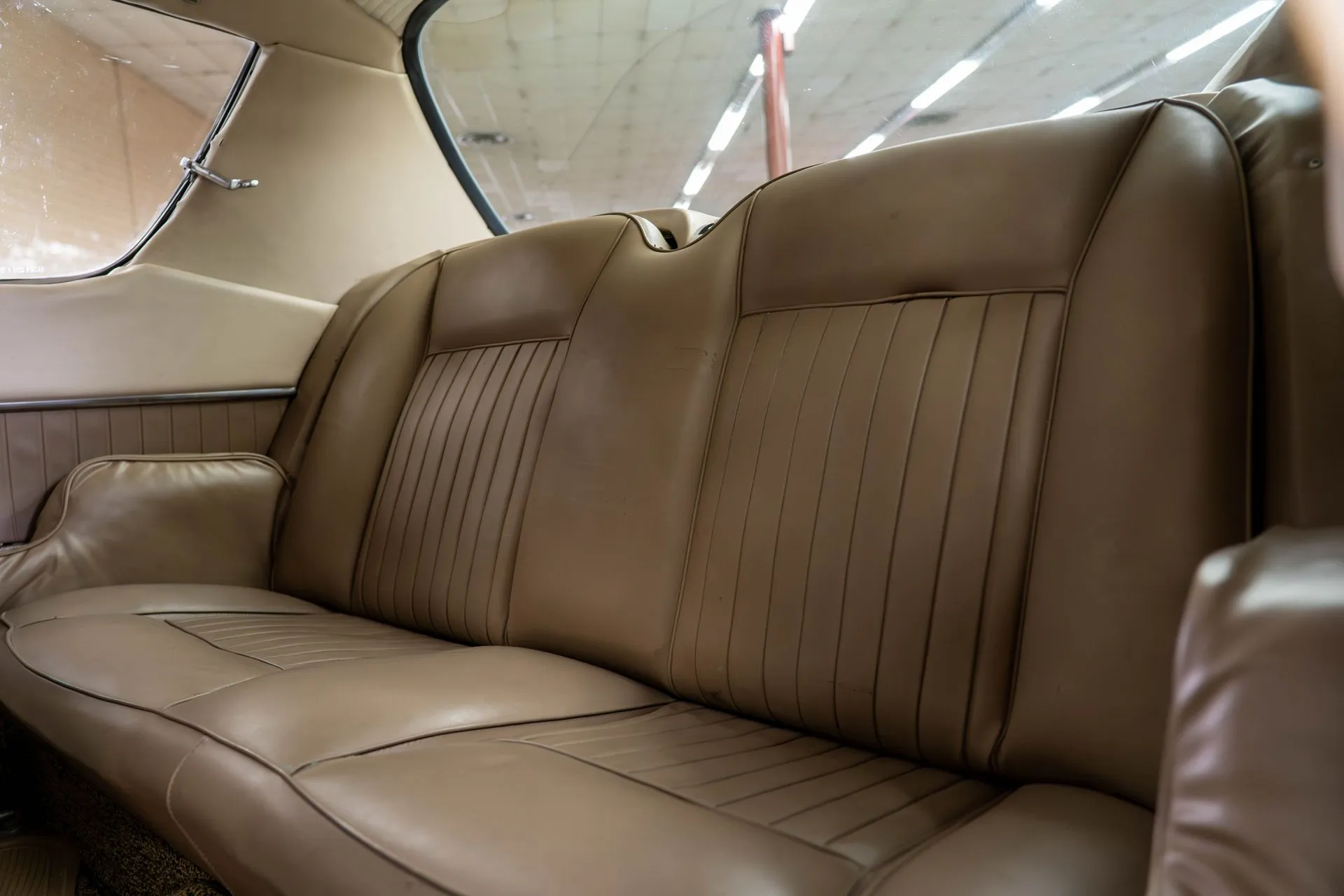 Studebaker Avanti