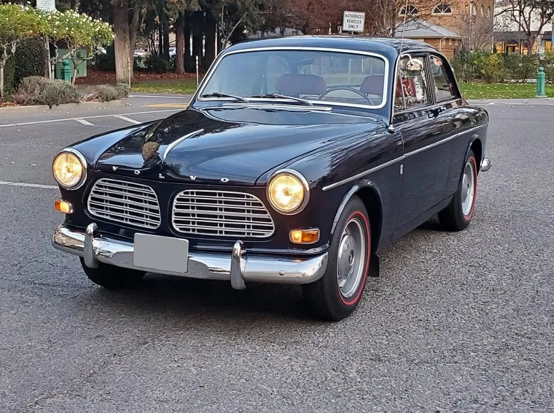 Volvo 122S