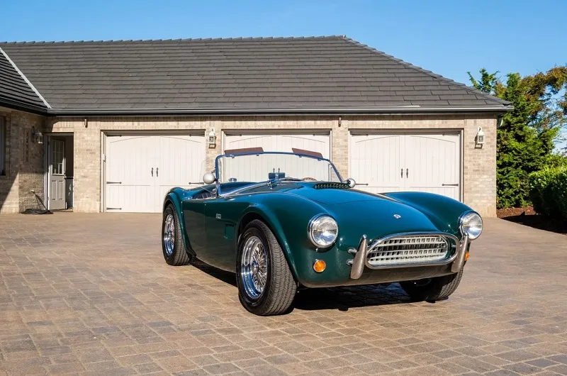 1963 Shelby Cobra Superformance MkII