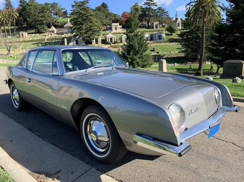 1964 Studebaker Avanti R2