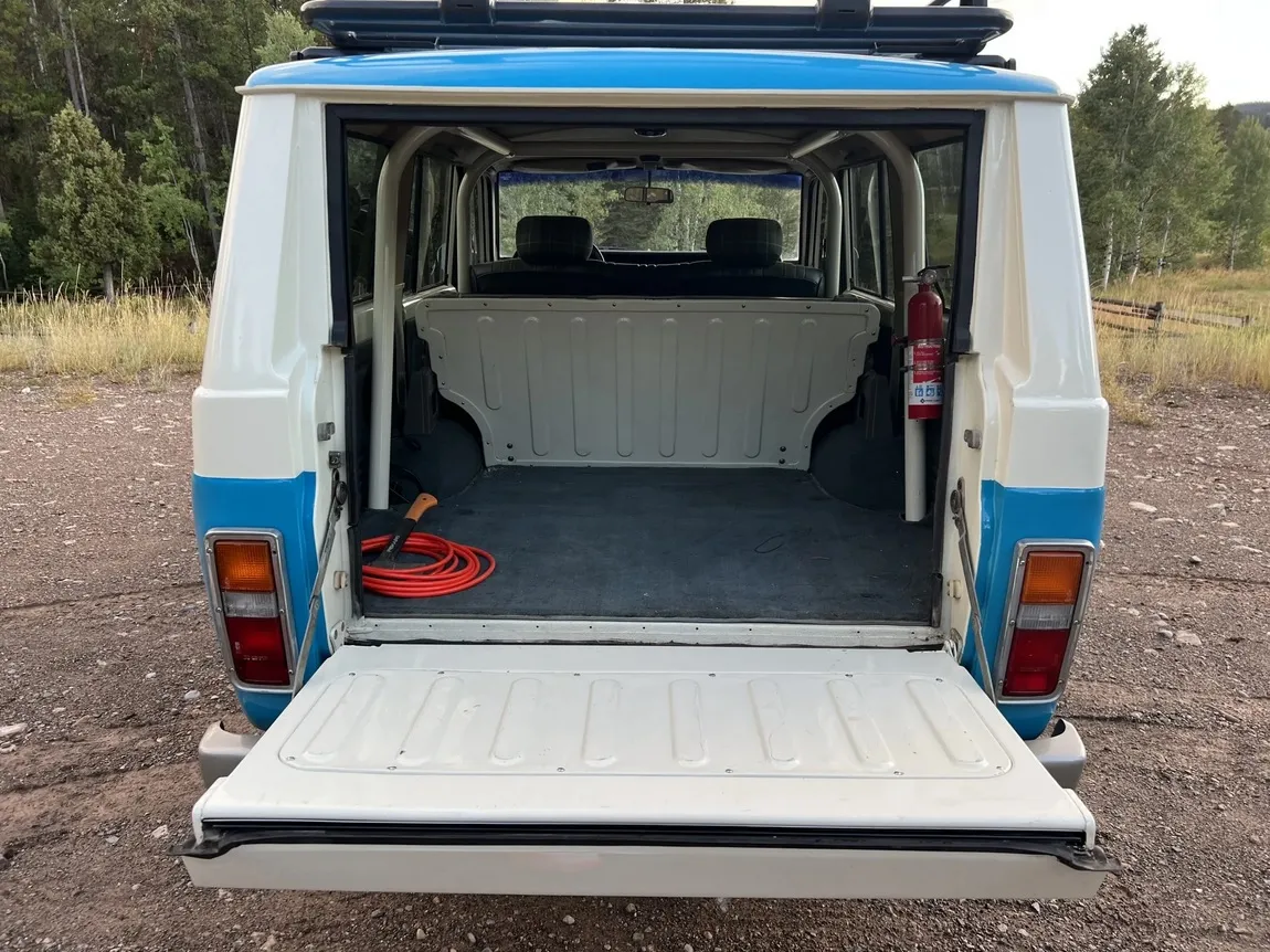 Toyota Land Cruiser FJ55