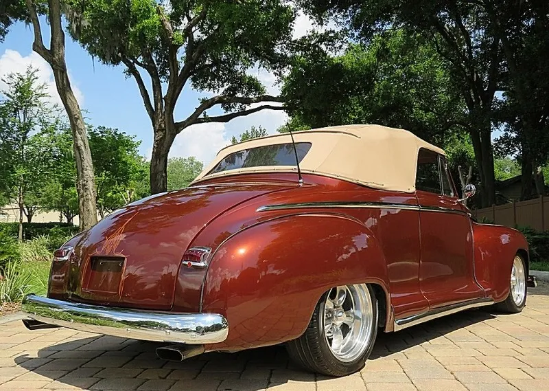 Plymouth Deluxe