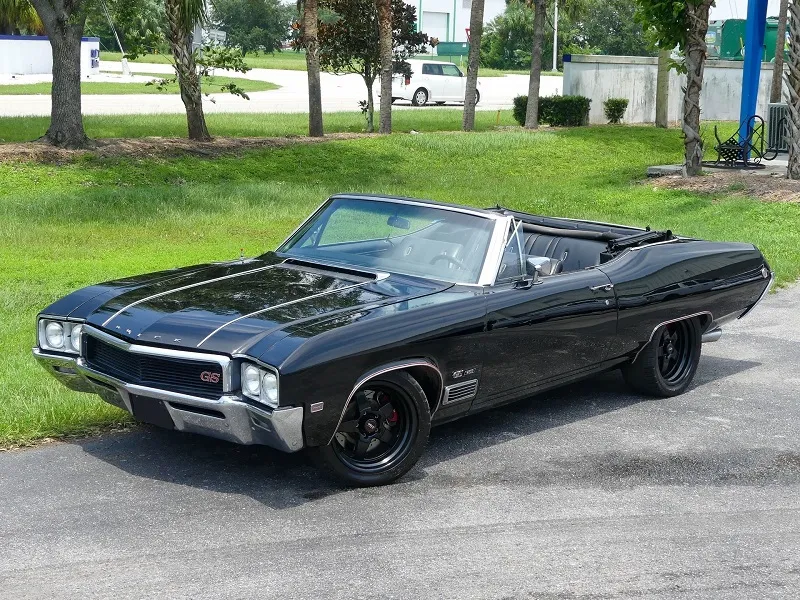 Buick GS400