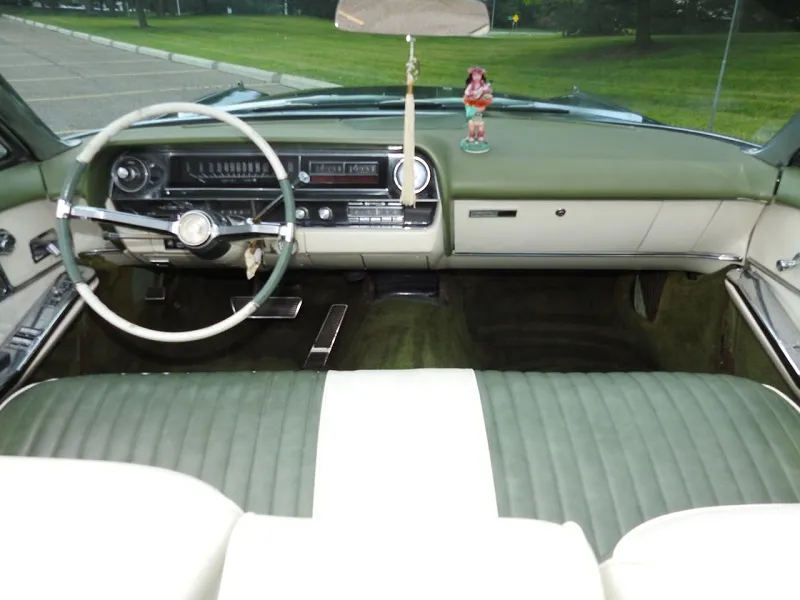 Cadillac DeVille
