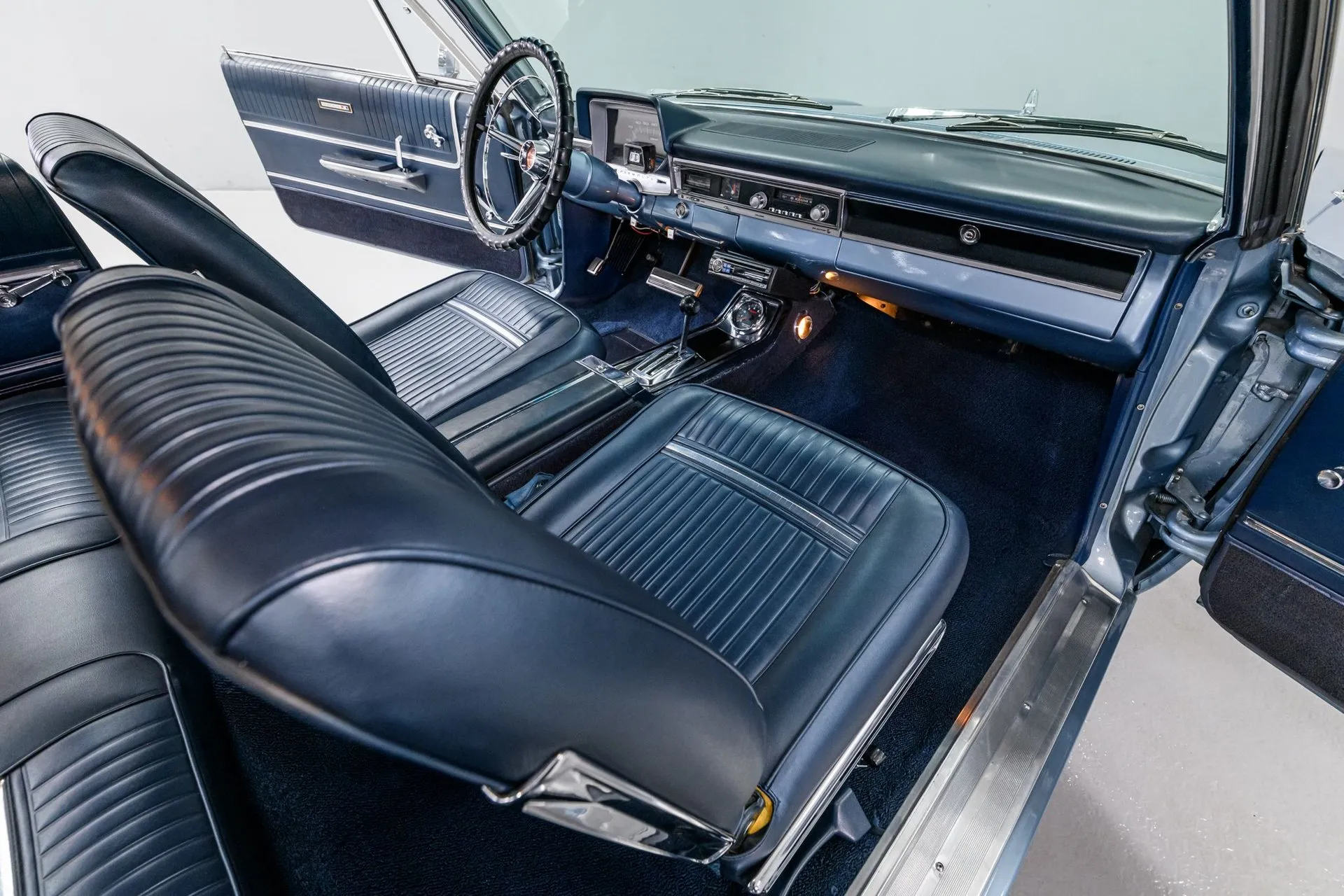 Plymouth Sport Fury