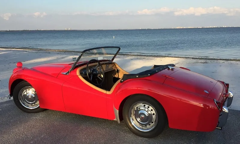 Triumph TR2