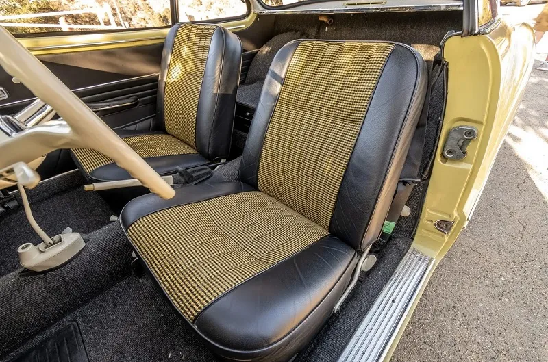 Volkswagen Karmann Ghia