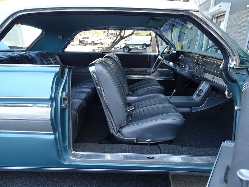 Oldsmobile Starfire