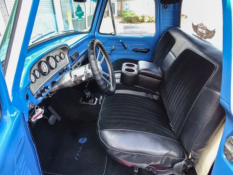 Ford F-100