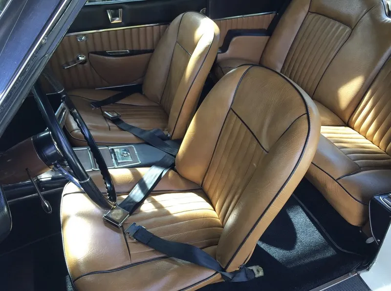 Studebaker Avanti