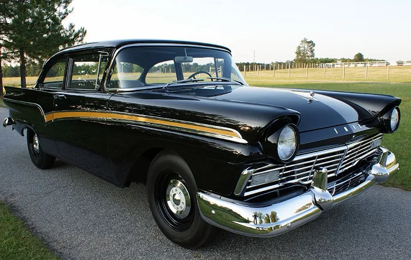 Ford Custom 300