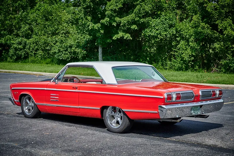 Plymouth Sport Fury
