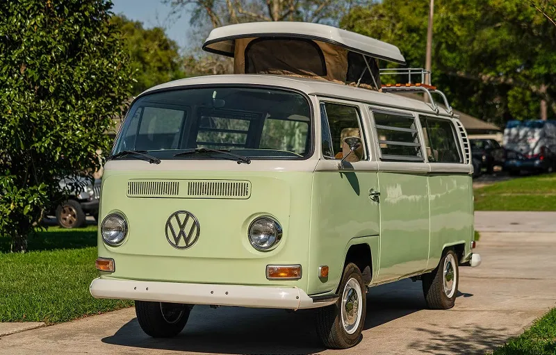 1970 Volkswagen Type 2 Riviera Camper