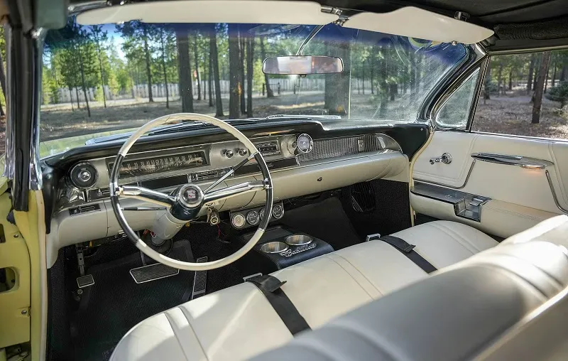 Cadillac Series 62