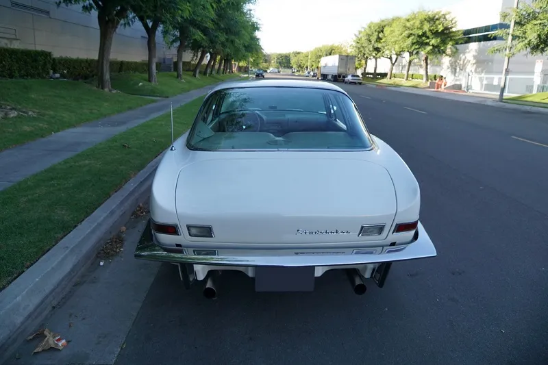 Studebaker Avanti