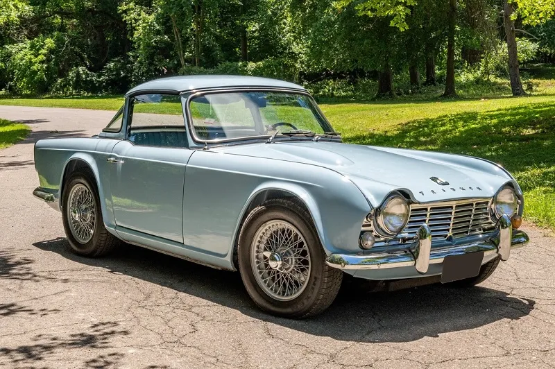 Triumph TR4