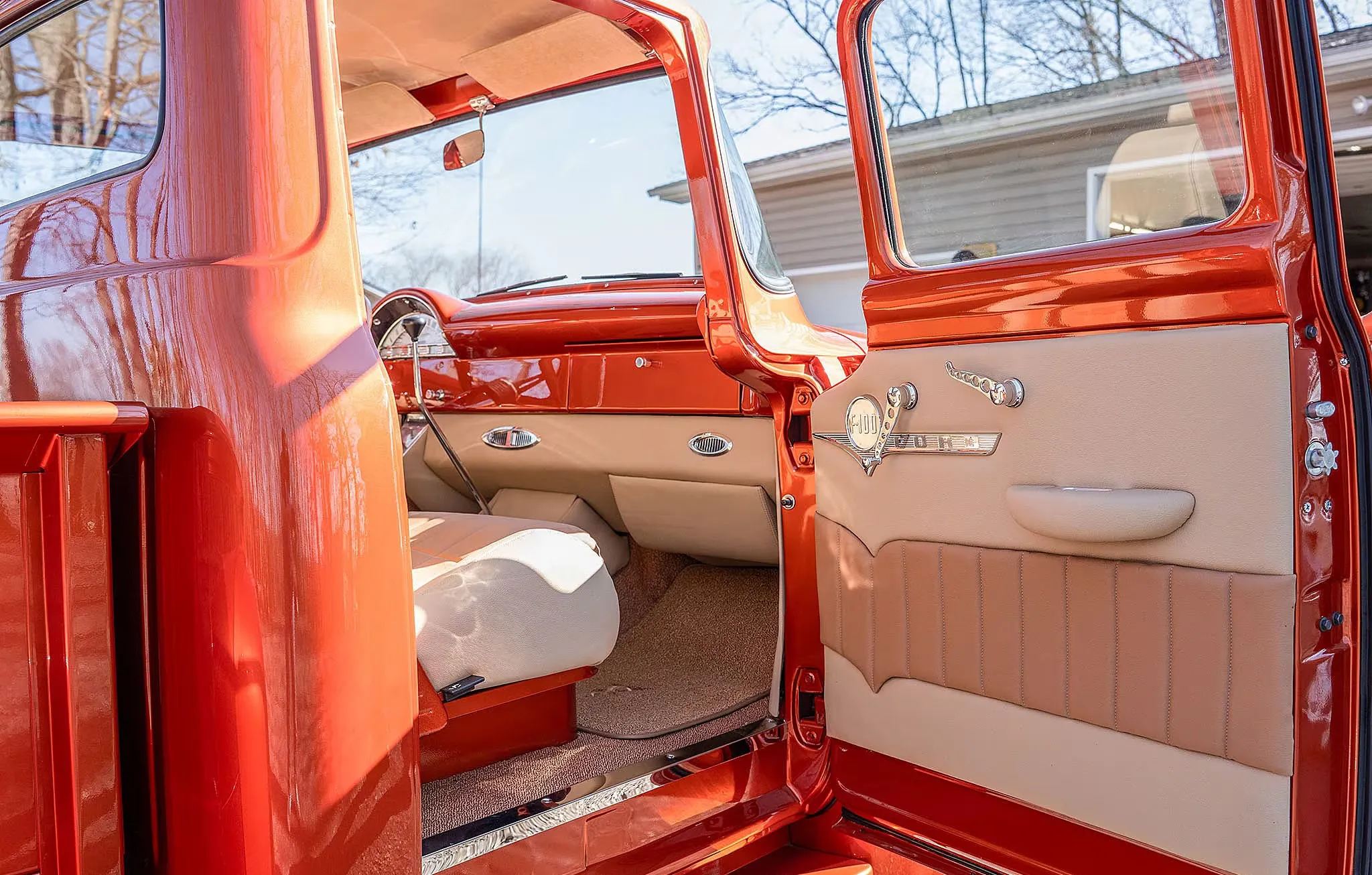Ford F-100