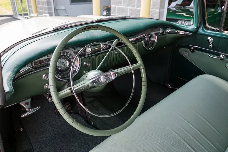 Oldsmobile Super 88