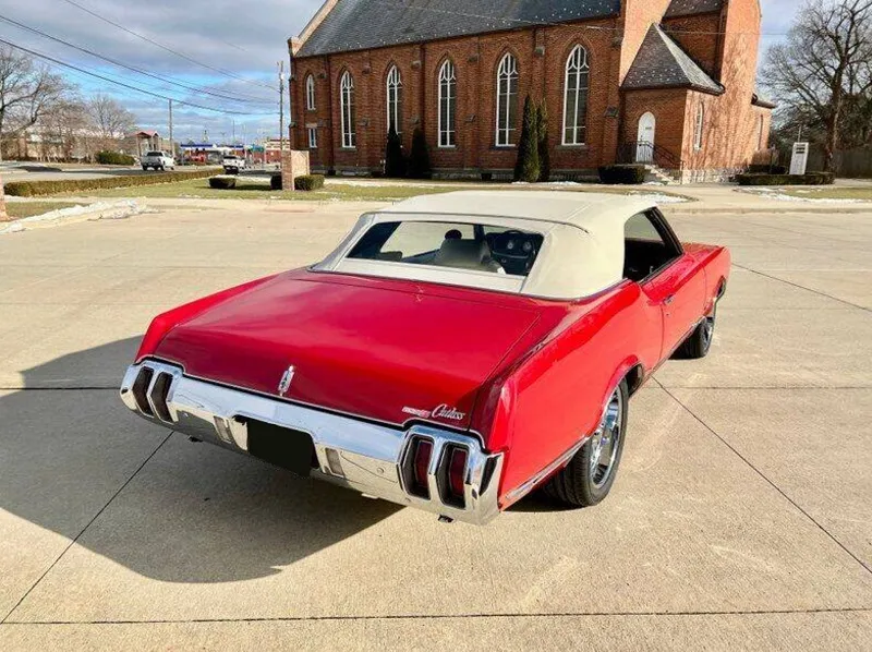 Oldsmobile Cutlass